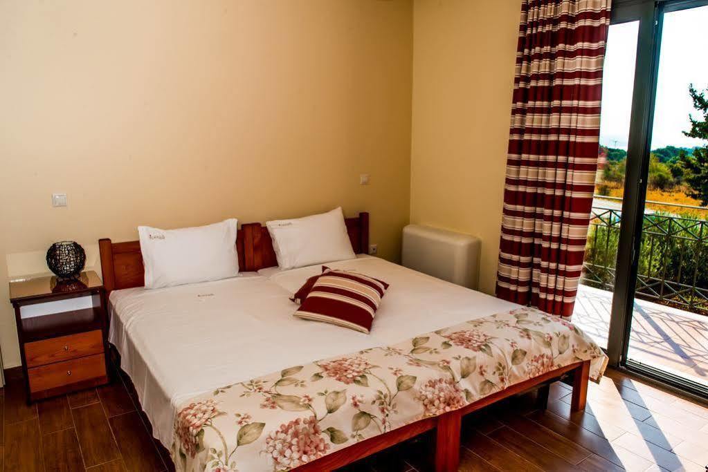Korallis Villas Livathos  Esterno foto